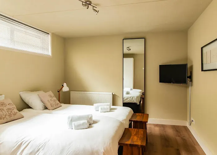 Holiday home Dutchen Park Weideduyn